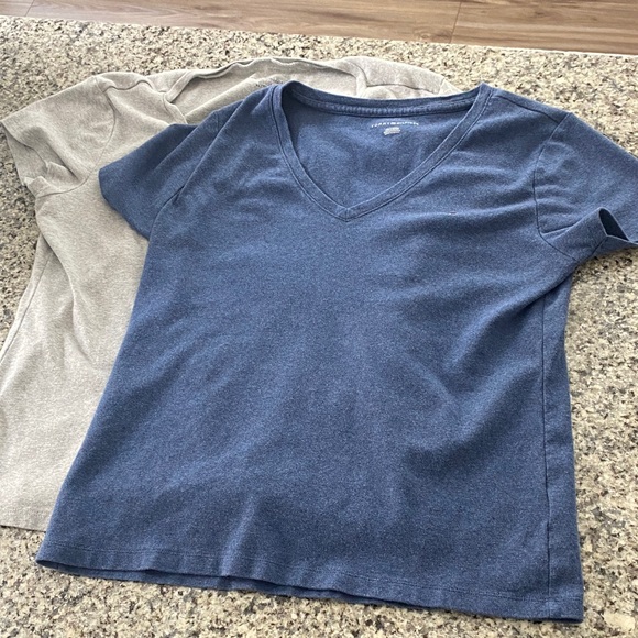 Pair of 2 Tommy Hilfiger V-Neck Tees - Picture 1 of 9